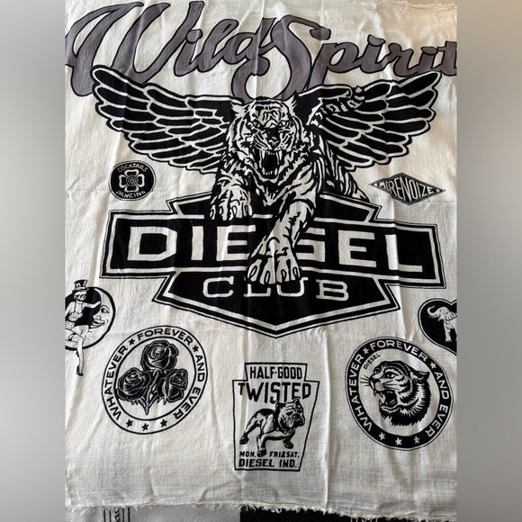 Diesel Black and White Graphic Scarf - Picture 2 of 8